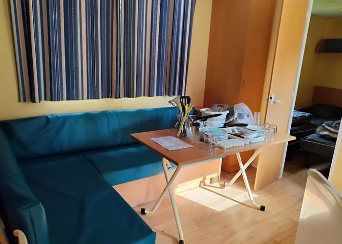 Кемпинг Mobil-home Confortable, Acces Handicape - 4 Pers. - Api-1-52-2023