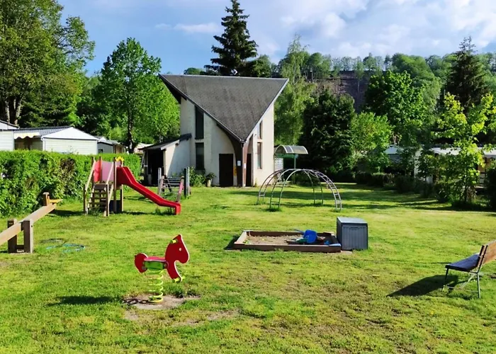 Кемпинг Mobil-home Confortable, Acces Handicape - 4 Pers. - Api-1-52-2023 Ла-Тур-д'Овернь