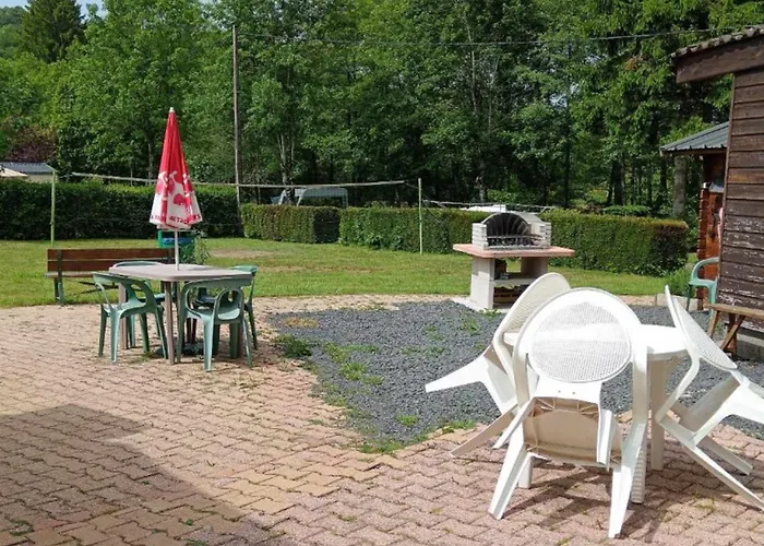 Mobil-home Confortable, Acces Handicape - 4 Pers. - Api-1-52-2023 Campsite La Tour-d'Auvergne